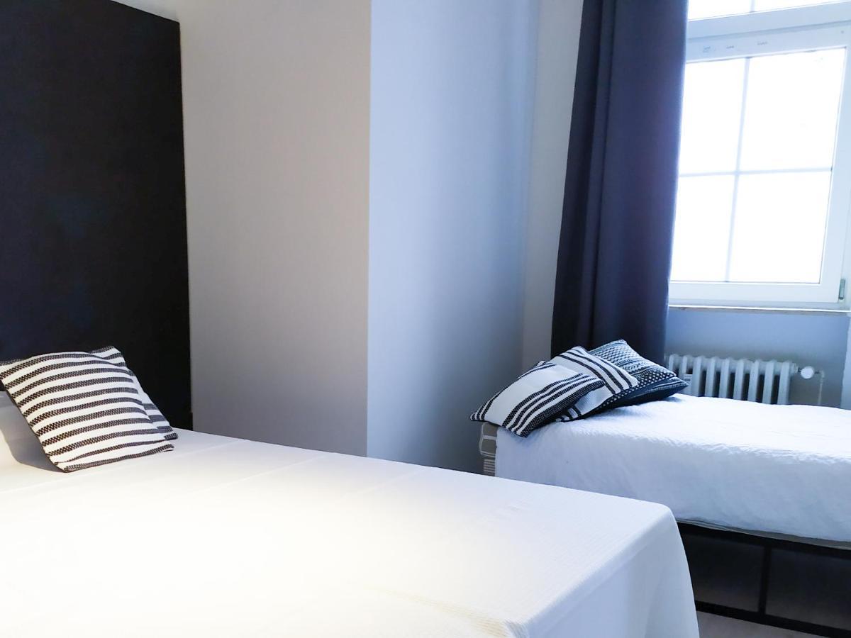 Alte Schule Gaestehaus - Fraeulein Apartment Битбург Екстериор снимка